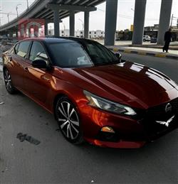 نيسان ألتيما